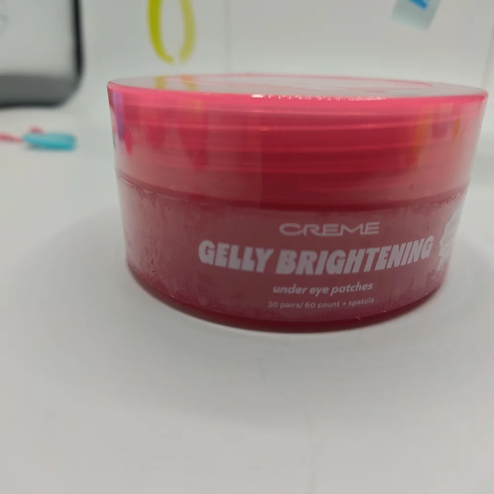 The Crème Shop Kiss & Blush Lip & Cheek Balm Set. (10 Pieces) - Picture 5 of 9